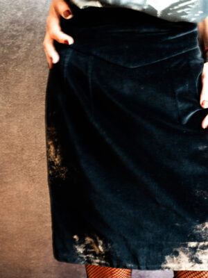 VELVET SKIRT / Bleached velvet